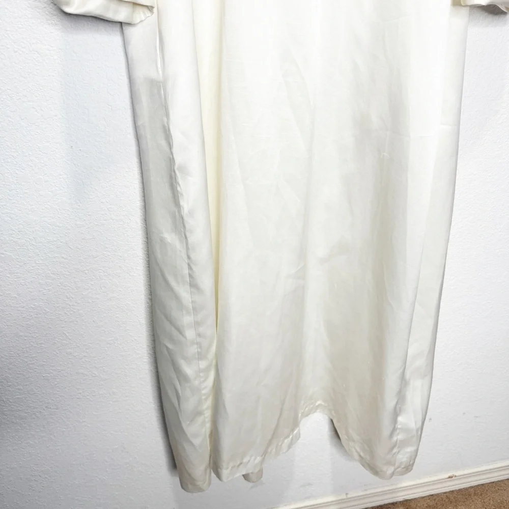 Delicates Cream Chemise and Robe Set - Picture 13 of 16